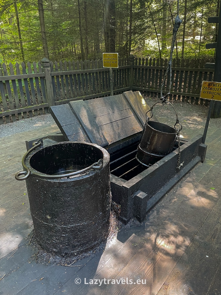 The "Franek" old type mine from 1860, where crude oil is still produced
