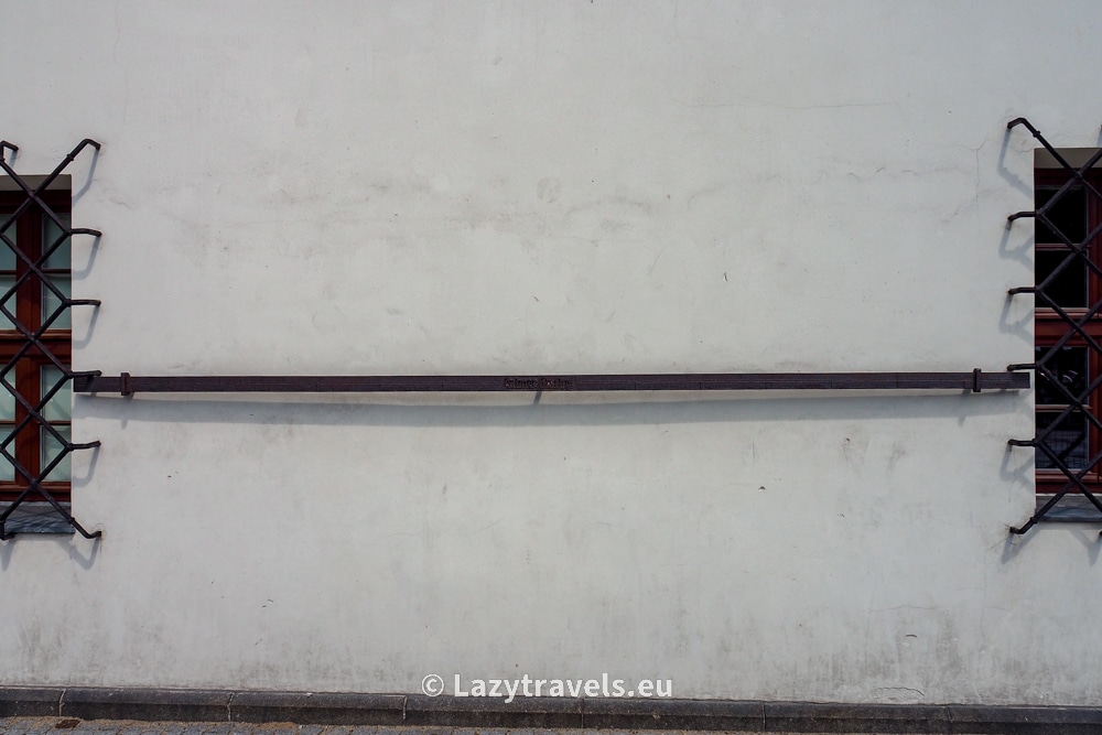 Chełmno rod pattern. It can be seen on one of the walls of the town hall