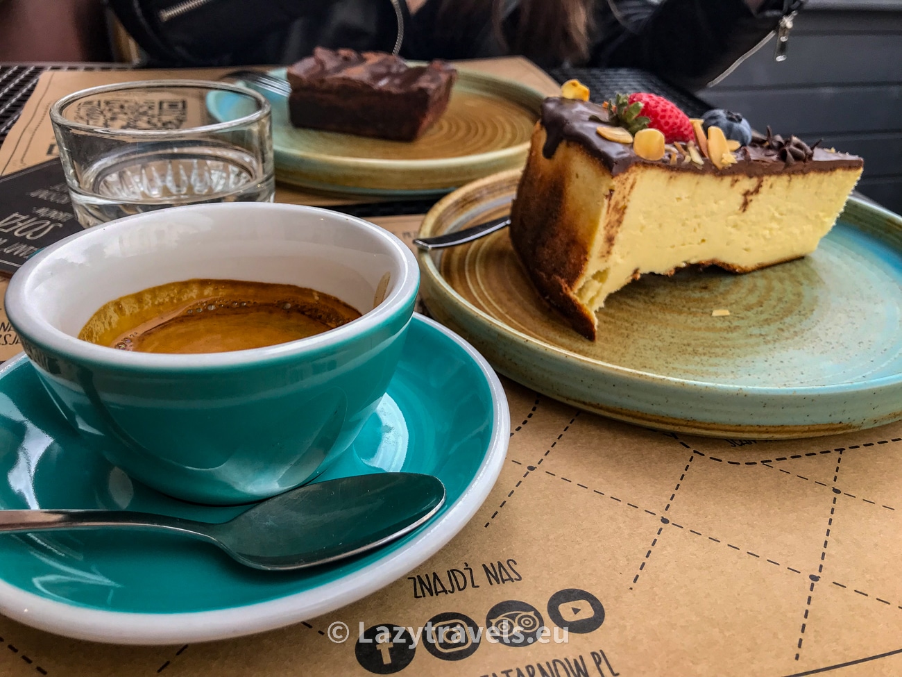 Coffee and cheesecake at the Sofa cafe. Both the coffee and cake were excellent Coffee and cheesecake at the Sofa cafe