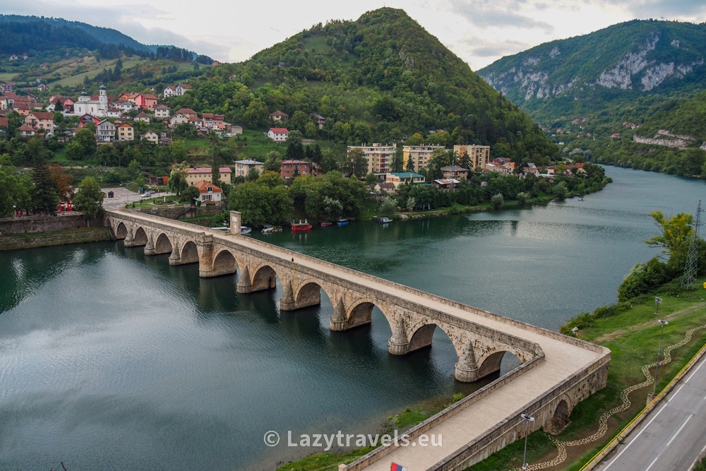 The viewpoint offers the best panorama of the bridge, the Drina River and the surrounding area