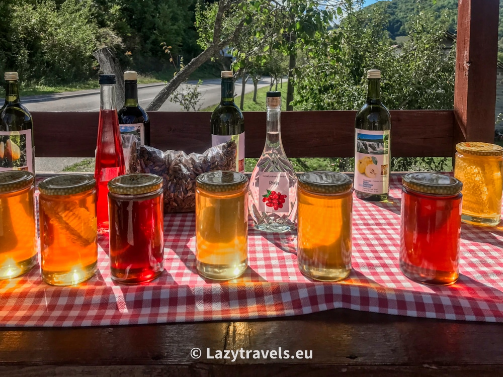 On the roadsides of Bosnia and Herzegovina you will often find places where you can buy honey and rakija. My favorite is pear rakija